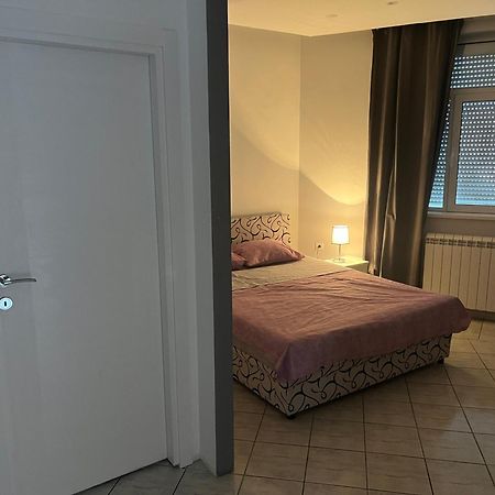 Magic M Apartment Mali Mokri Lug Экстерьер фото